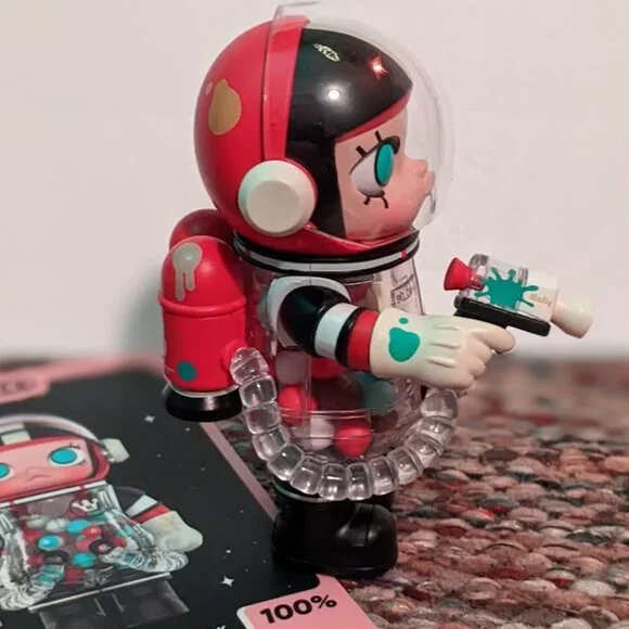 Popmart 100% mega space Molly  "Graffiti" - Picture 2 of 5